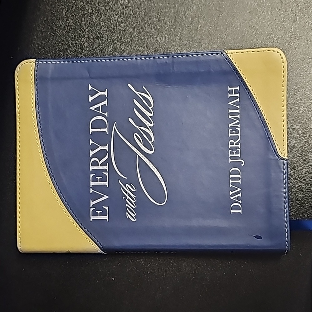 Daily Devotional Book Every Day With Jesus